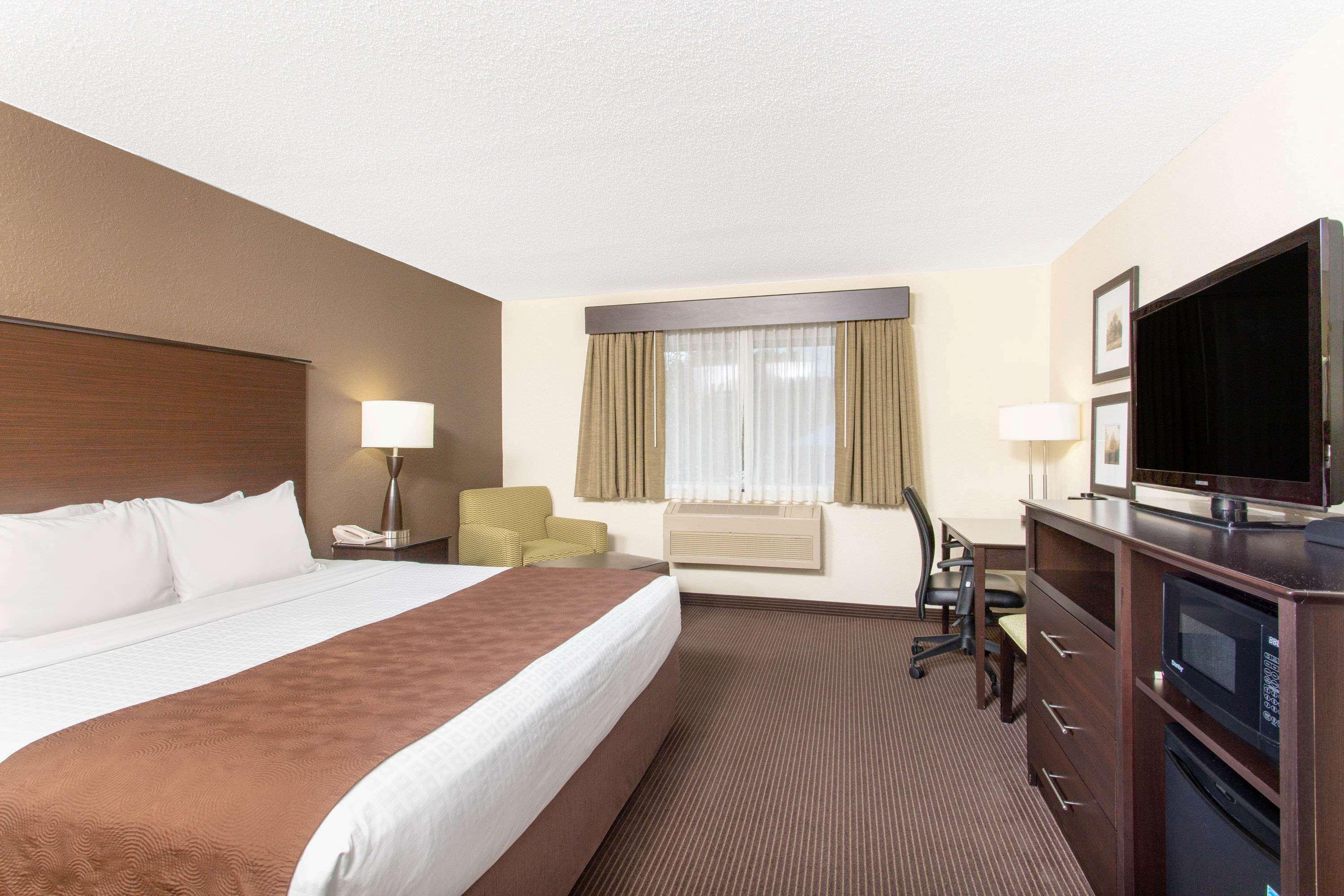 Americinn By Wyndham Rhinelander Экстерьер фото